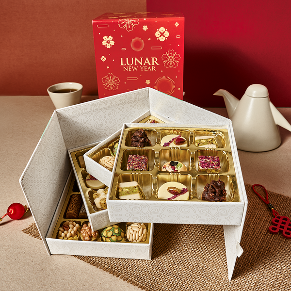 月邸GIFT Lunar New Year Gift Box, 46 pc. – Layla's Delicacies