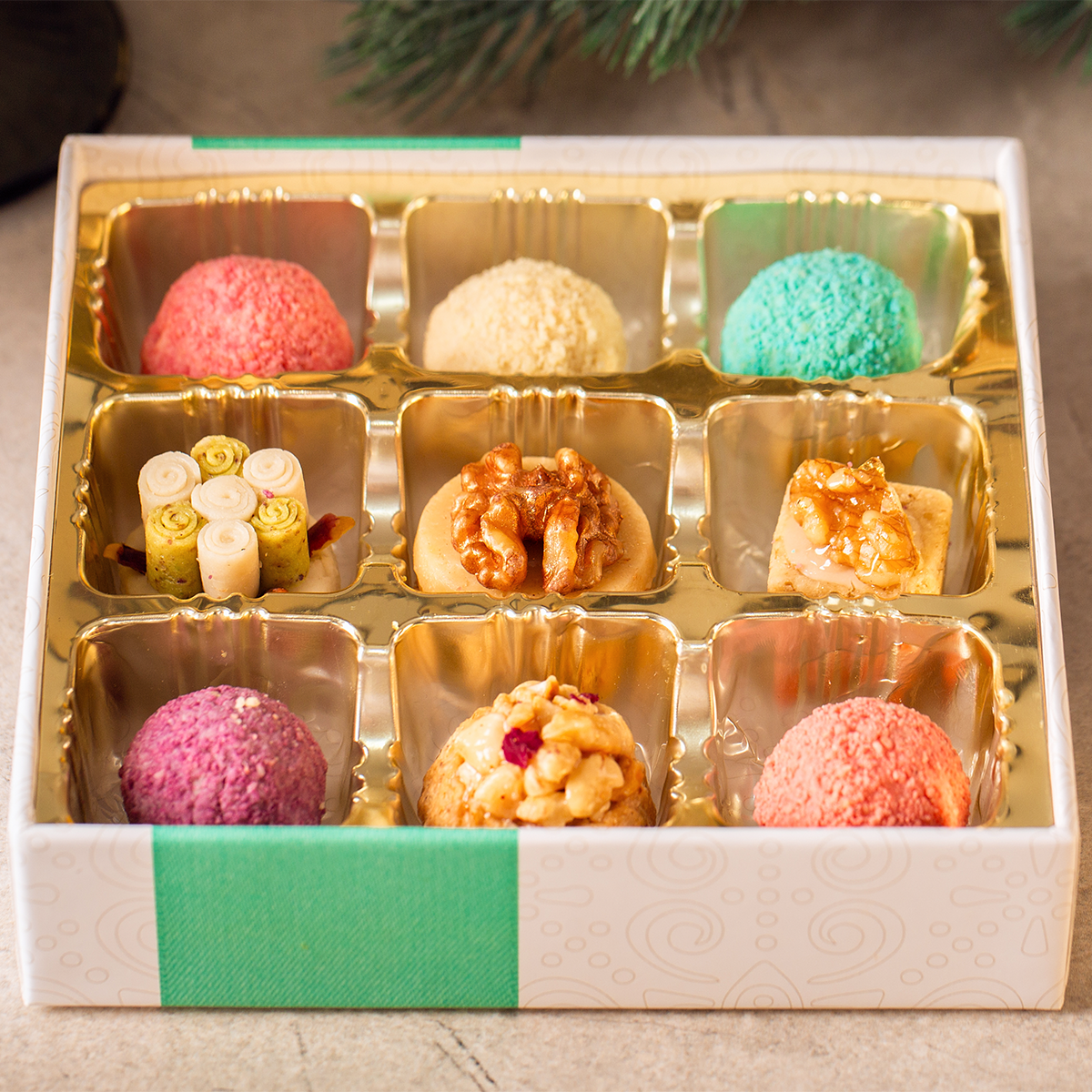 Happy Holidays Gift Box, 9 pc.