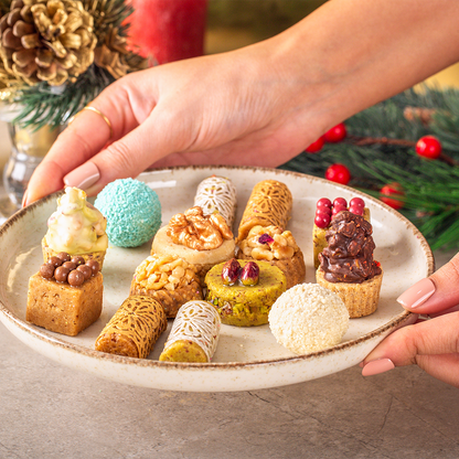 Happy Holidays Gift Box, 9 pc.